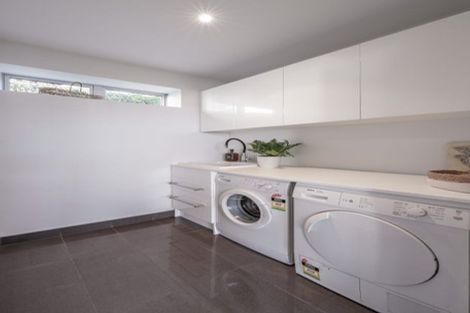 Photo of property in 19a Sunrise Bay Drive, Wanaka, 9305