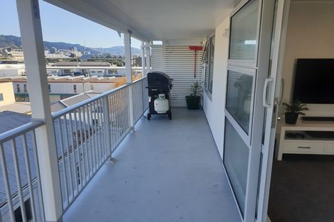 Photo of property in 25/8 Girton Terrace, Mount Cook, Wellington, 6021