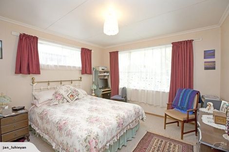 Photo of property in 2 Chaytor Street, West End, Palmerston North, 4410