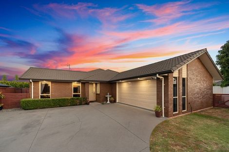 Photo of property in 2 Woodridge Drive, Flagstaff, Hamilton, 3210