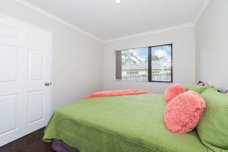Photo of property in 20 Gordon Stanley Drive, Massey, Auckland, 0614