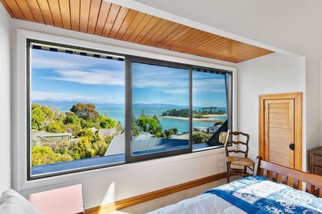 Photo of property in 2 The Cliffs, Britannia Heights, Nelson, 7010