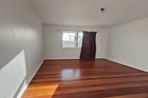 Photo of property in 1/28 Tonar Street, Northcote, Auckland, 0627