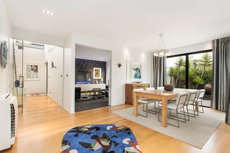 Photo of property in 2 Roa Road, Fendalton, Christchurch, 8041