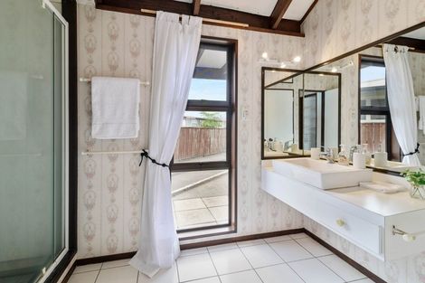 Photo of property in 1341 Hinemoa Street, Rotorua, 3010