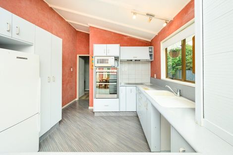 Photo of property in 21 Avon Street, Rongotea, 4476