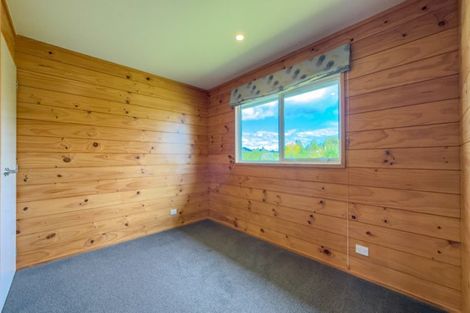 Photo of property in 17 Station Road, Puriri, Thames, 3578