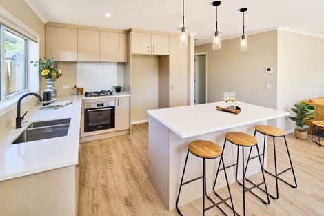 Photo of property in 5 Rotoiti Place, Paraparaumu, 5032