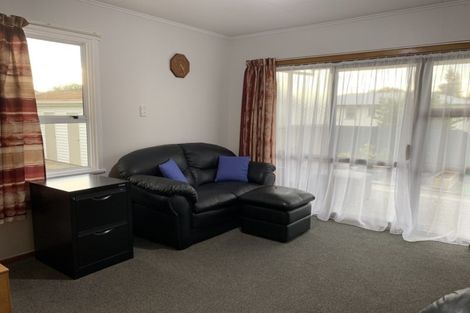 Photo of property in 11 Jull Crescent, Waipukurau, 4200