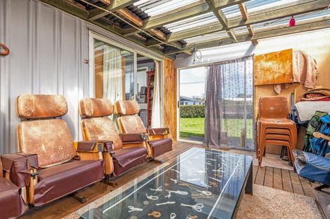 Photo of property in 25 Himatangi Street, Himatangi Beach, Foxton, 4891