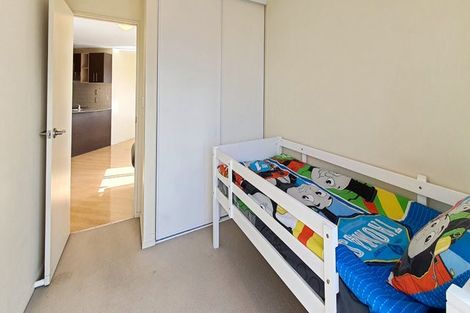 Photo of property in 5a/17 Crown Lynn Place, New Lynn, Auckland, 0600