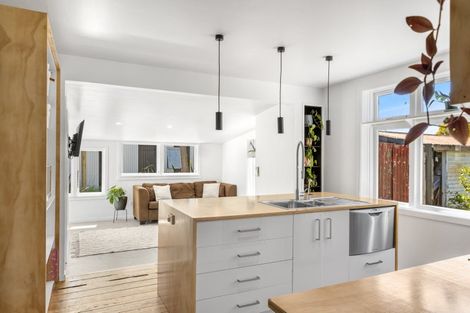 Photo of property in 25 Rintoul Street, Westport, 7825