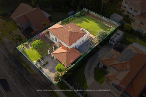 Photo of property in 68 Marina View Drive, West Harbour, Auckland, 0618