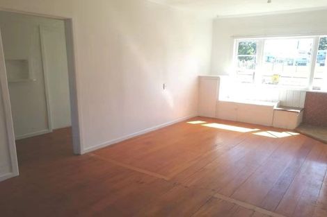 Photo of property in 4 Marne Road, Papakura, 2110