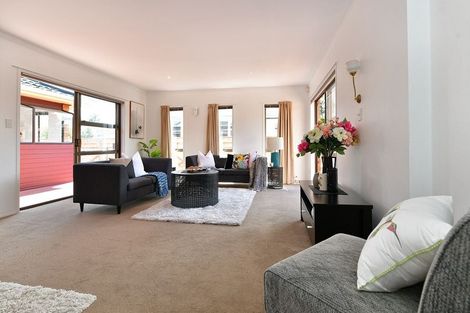 Photo of property in 2/428 Hibiscus Coast Highway, Orewa, 0931