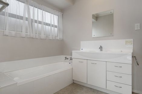 Photo of property in 3 Bransley Grove, Katikati, 3129