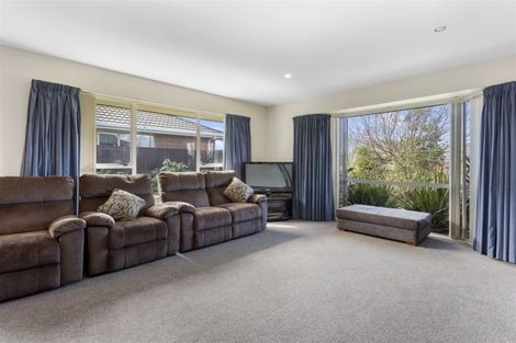 Photo of property in 17 Pearce Place, Kaiapoi, 7630