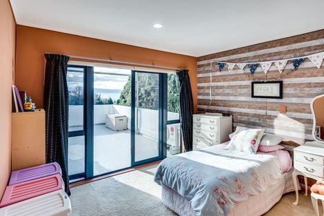 Photo of property in 13 Amner Place, Bluff Hill, Napier, 4110