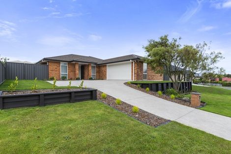 Photo of property in 5 Hamon Place, Pukehangi, Rotorua, 3015