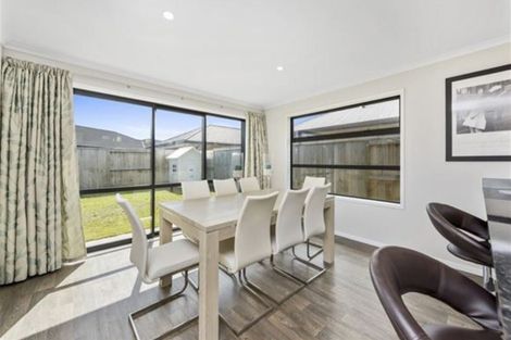 Photo of property in 8 Hebe Crescent, Papamoa Beach, Papamoa, 3118