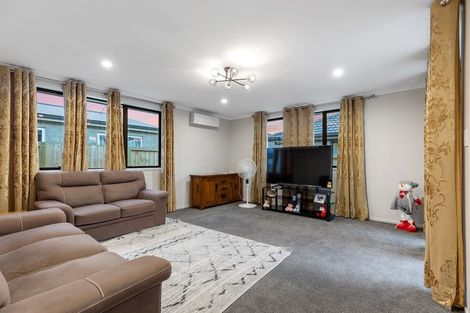 Photo of property in 14 Te Wharo Drive, Papamoa, 3118