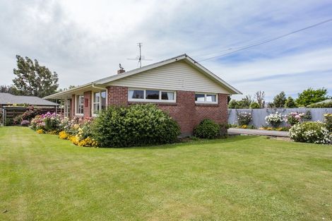 Photo of property in 9 Douglas Road, Amberley, 7410