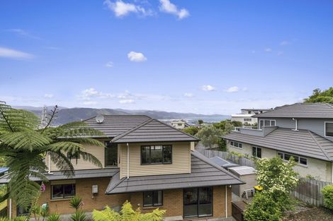 Photo of property in 14 Arahiwi Grove, Tirohanga, Lower Hutt, 5010