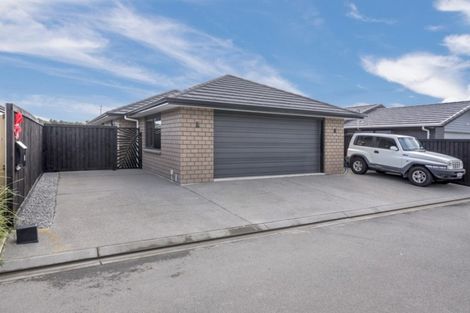 Photo of property in 53 Waipunahau Road, Waikanae, 5036