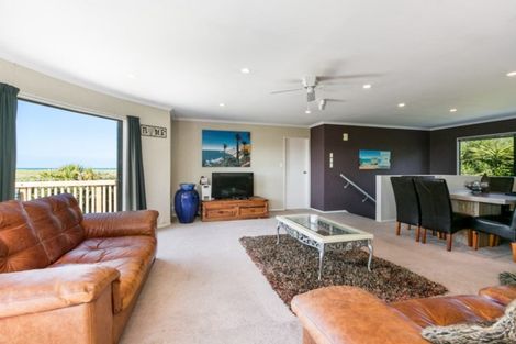 Photo of property in 17 Bell Street, Clive, 4102