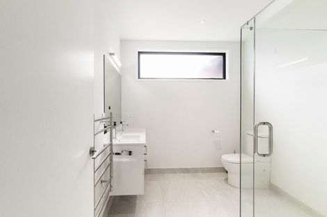 Photo of property in 1 Gallantry Crescent, Papakura, 2110