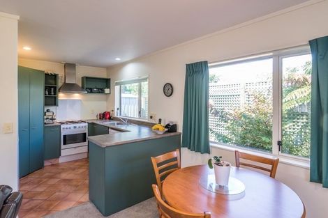 Photo of property in 62 Matatua Road, Raumati Beach, Paraparaumu, 5032