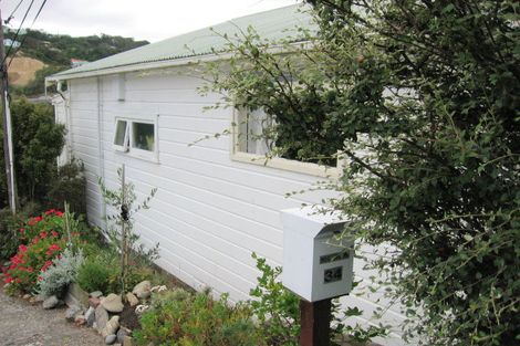 Photo of property in 34 Clarence Street, Brooklyn, Wellington, 6021