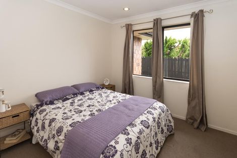 Photo of property in 9b Cosgrave Road, Papakura, 2110