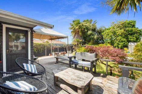 Photo of property in 256 Papamoa Beach Road, Papamoa Beach, Papamoa, 3118