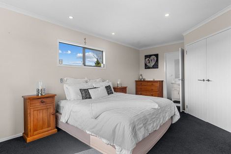 Photo of property in 11 Lupis Way, Kaiwaka, 0573