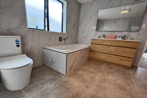 Photo of property in 12 Ngaki Street, Flat Bush, Auckland, 2019