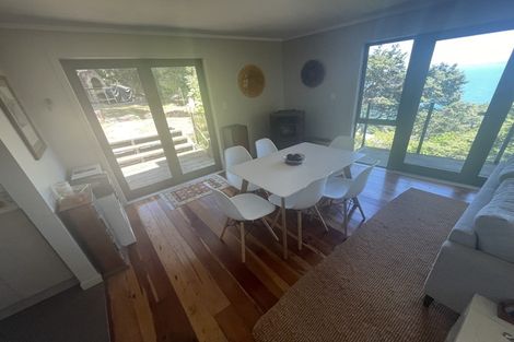 Photo of property in 42 Howard Road, Point Howard, Lower Hutt, 5013