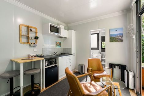 Photo of property in 52 Amapur Drive, Khandallah, Wellington, 6035