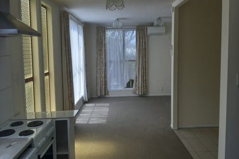 Photo of property in 109 Akaroa Drive, Maupuia, Wellington, 6022