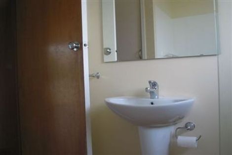 Photo of property in 7/34 Kitchener Road, Milford, Auckland, 0620