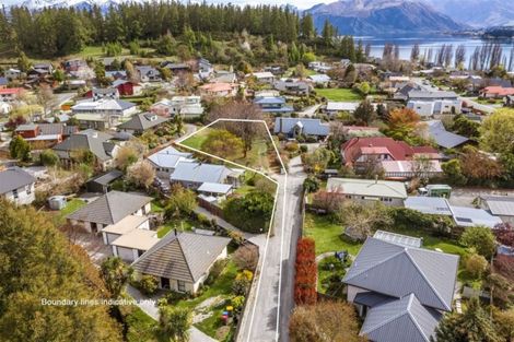 Photo of property in 18 Heuchan Lane, Wanaka, 9305