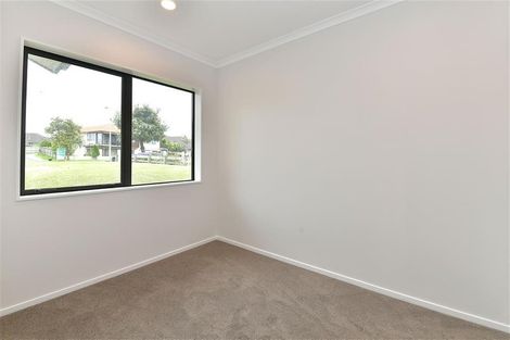 Photo of property in 50 Alec Craig Way, Gulf Harbour, Whangaparaoa, 0930