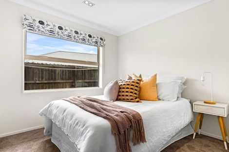 Photo of property in 14 Shadbolt Lane, Rolleston, 7614