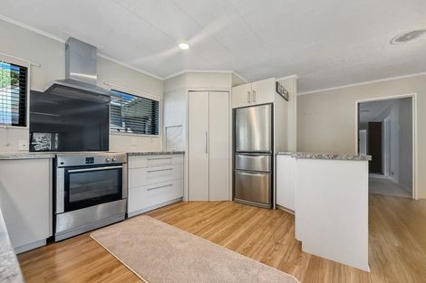 Photo of property in 8 Churchill Drive, Taradale, Napier, 4112