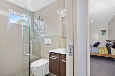 Photo of property in 20 Aberdeen Road, Campbells Bay, Auckland, 0620