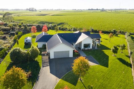 Photo of property in 20 Loveston Lane, Kelvin Grove, Palmerston North, 4470