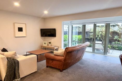 Photo of property in 2/21 Bishop Street, St Albans, Christchurch, 8014