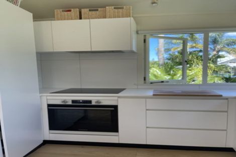 Photo of property in 17a Monument Road, Clevedon, 2582