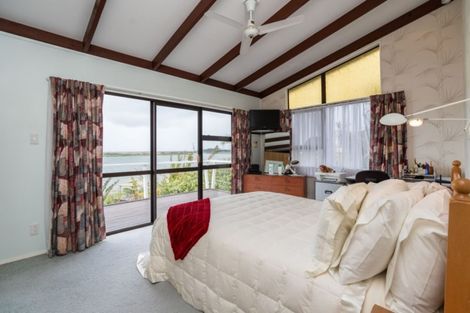 Photo of property in 4 Riverview Place, Waipu, 0582