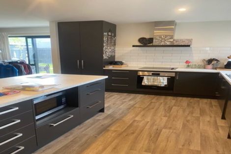 Photo of property in 10 Travertine Street, Cromwell, 9310